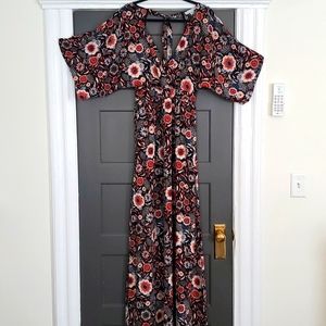 Long flowy maxi dress Size Medium